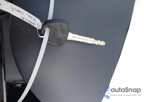 2011 Kia Soul + из США, поврежденный, VIN KNDJT2A20B7247875